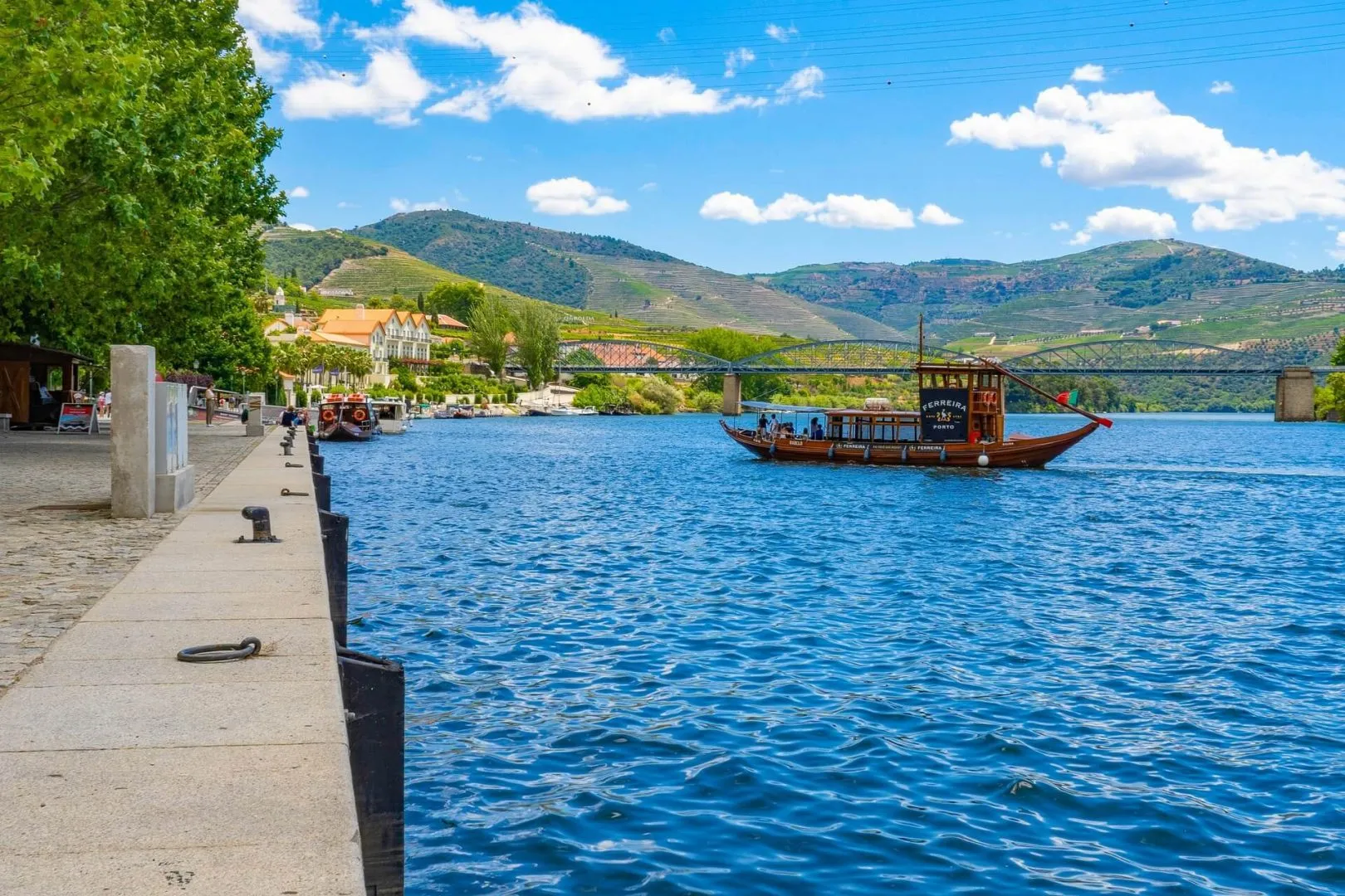 Pinhão Pier Waterside
