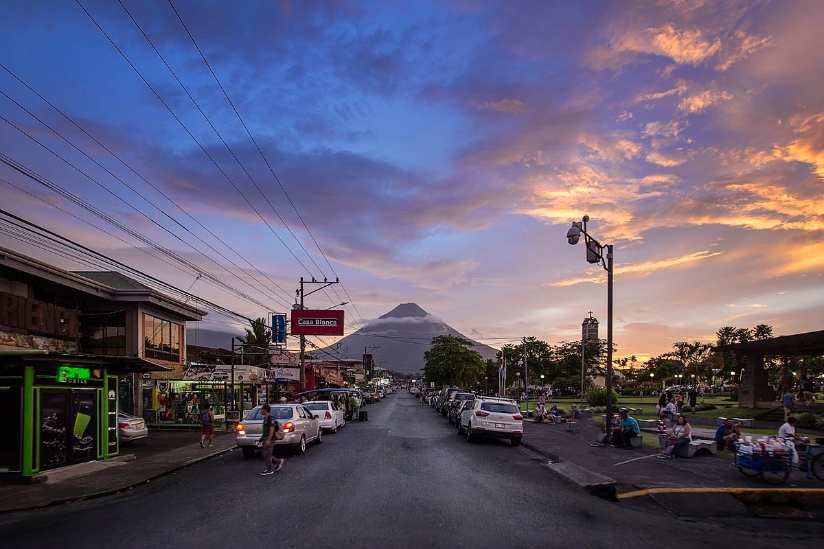 La Fortuna town centre district