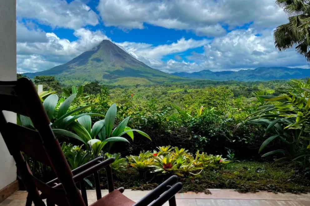 Lost Iguana Resort & Spa
