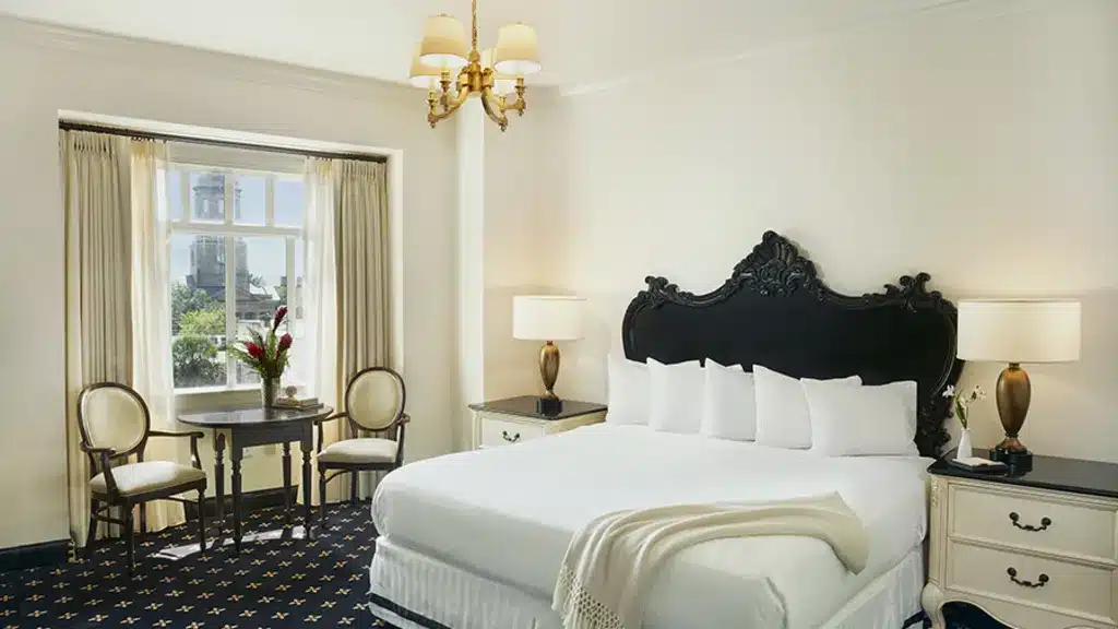 Provence Mid-range Inn
