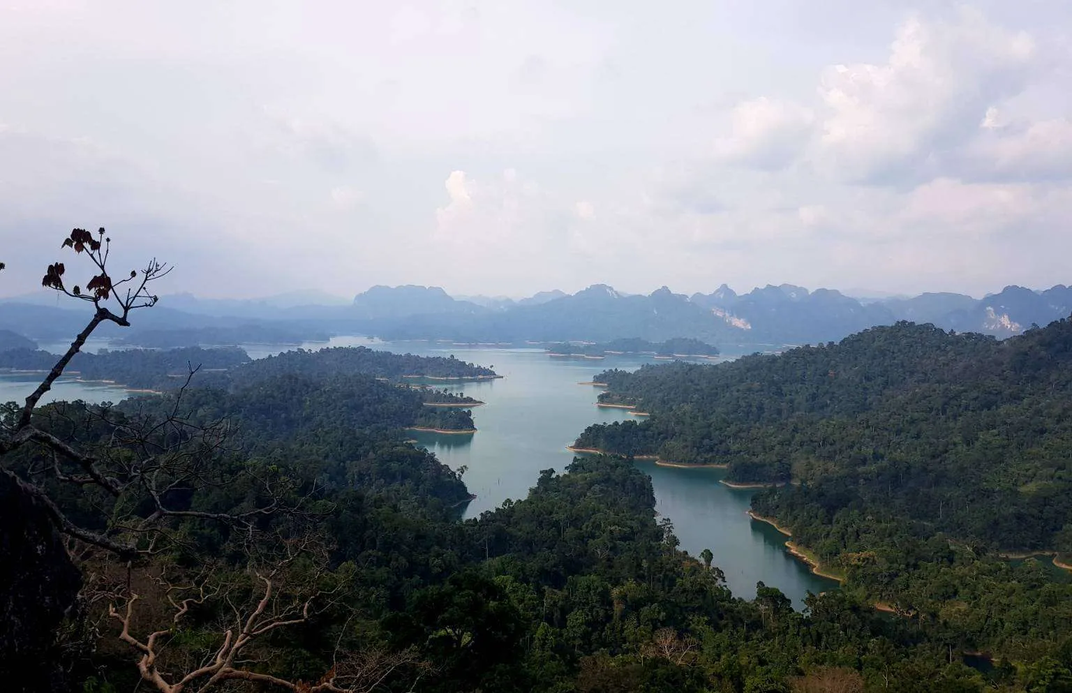 Krai Sorn Viewpoint hike (overnight guests)