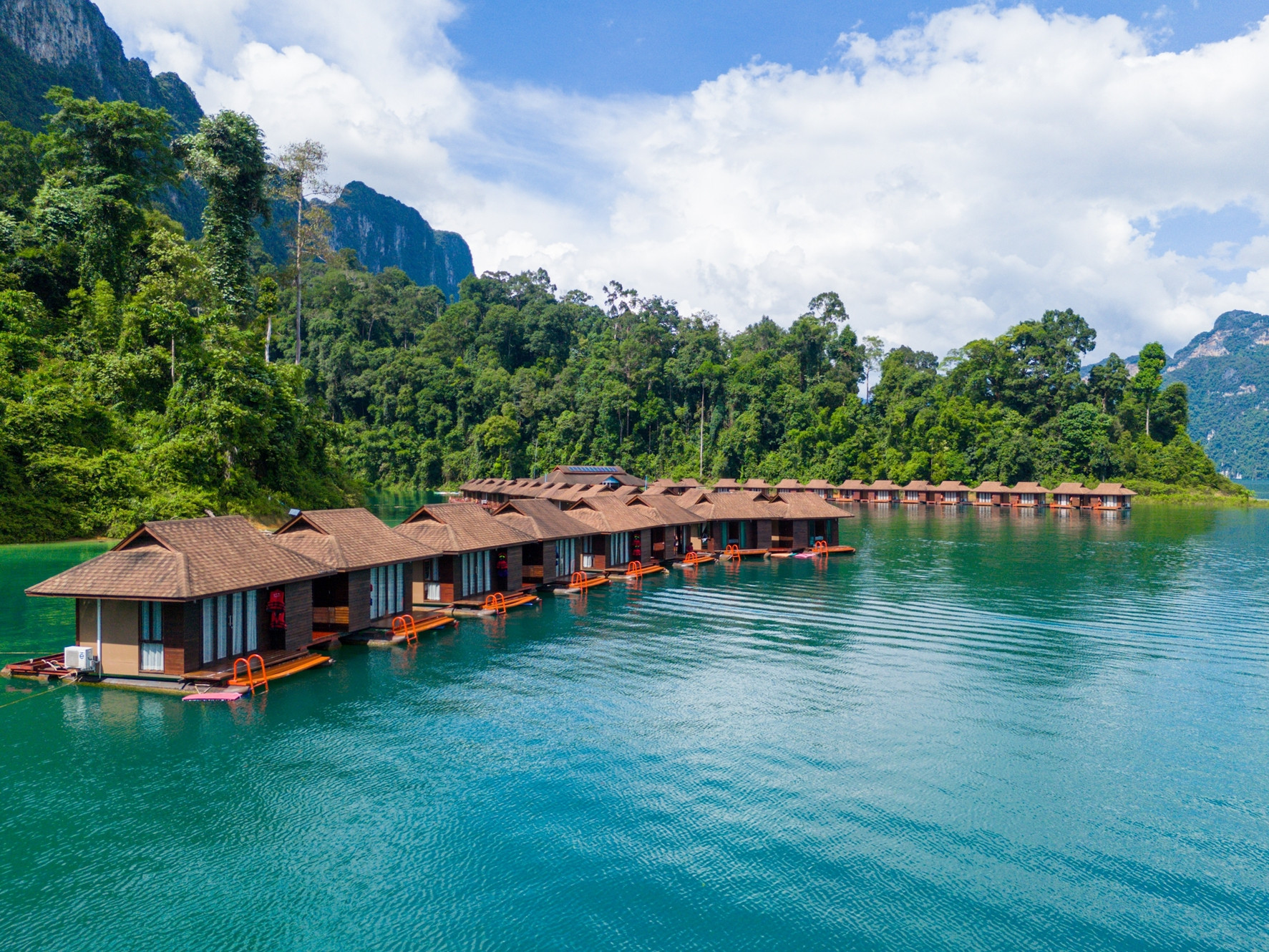 Lunch at floating restaurant