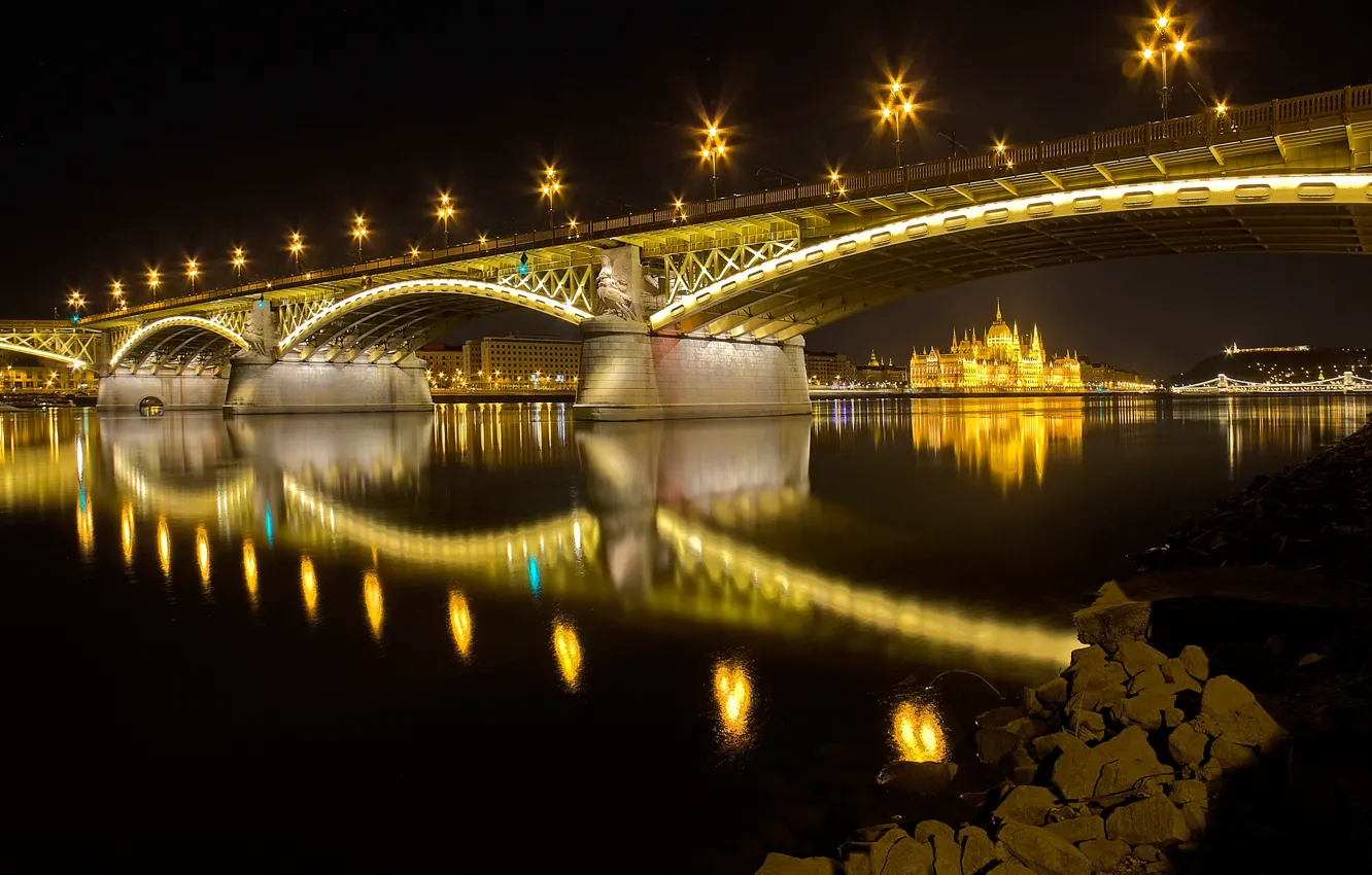 Margaret Bridge Span