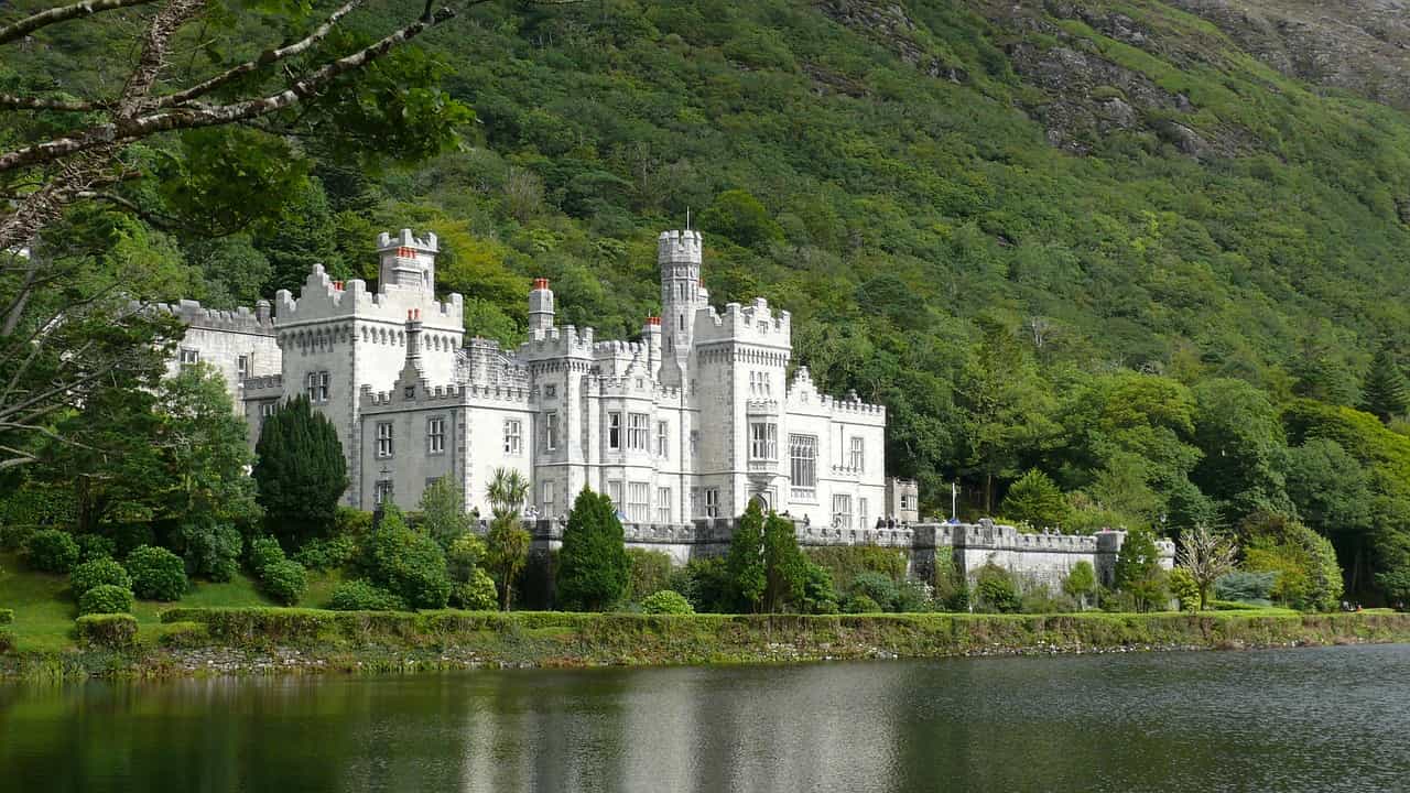 Kylemore Abbey Tours & Tickets