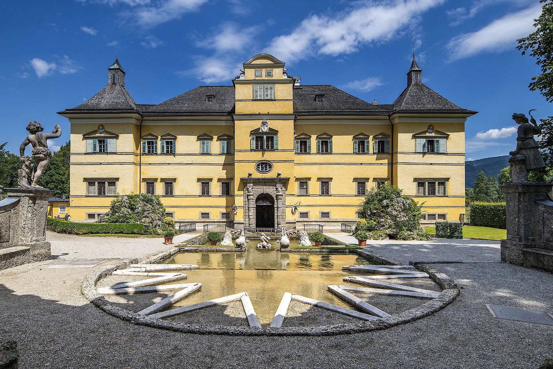 Hellbrunn Palace Landing