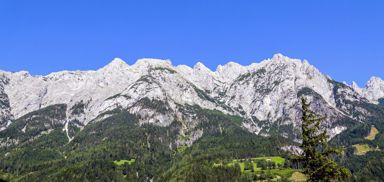 Tennen Mountain Range