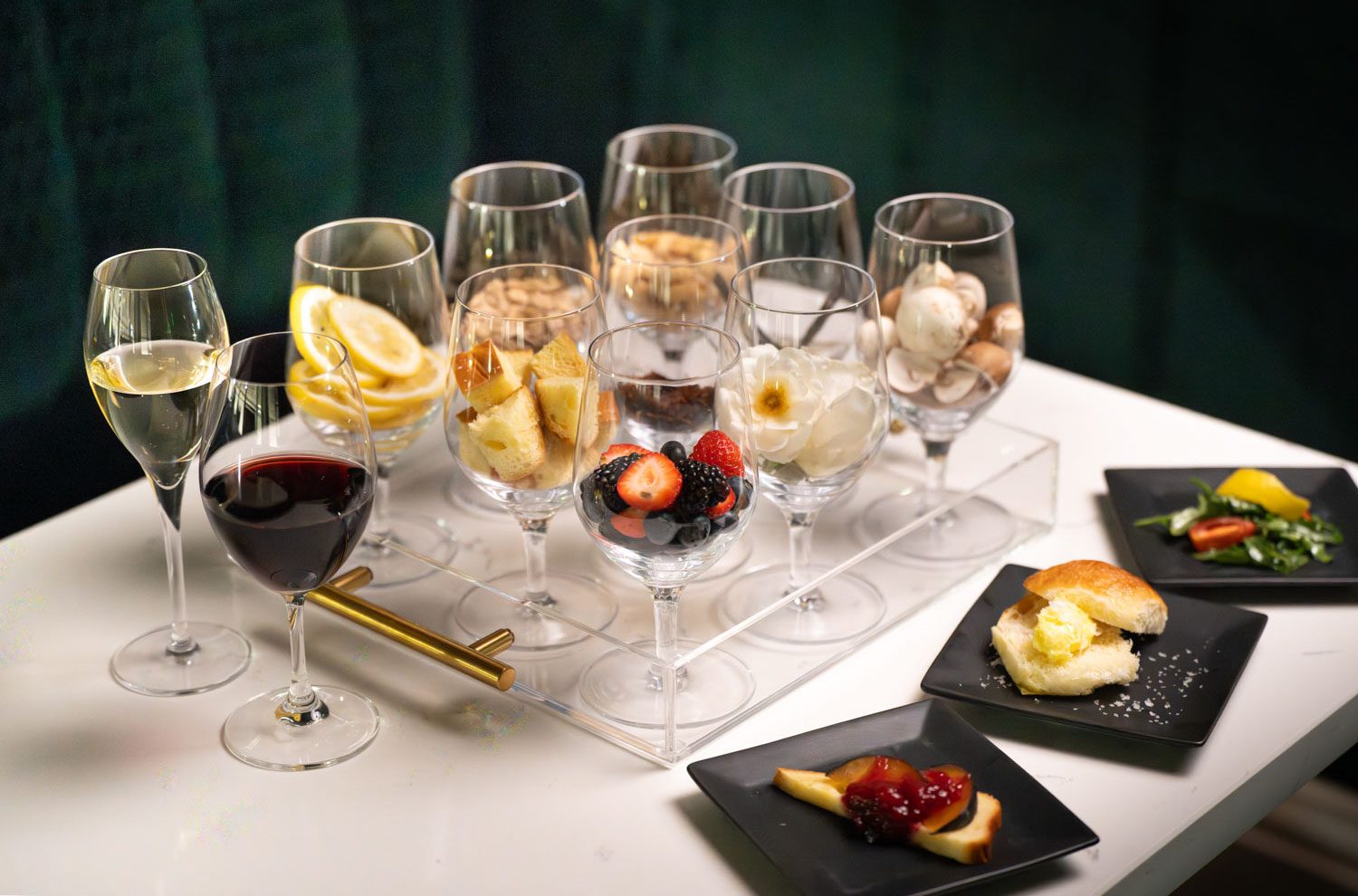 Wine Aroma Table