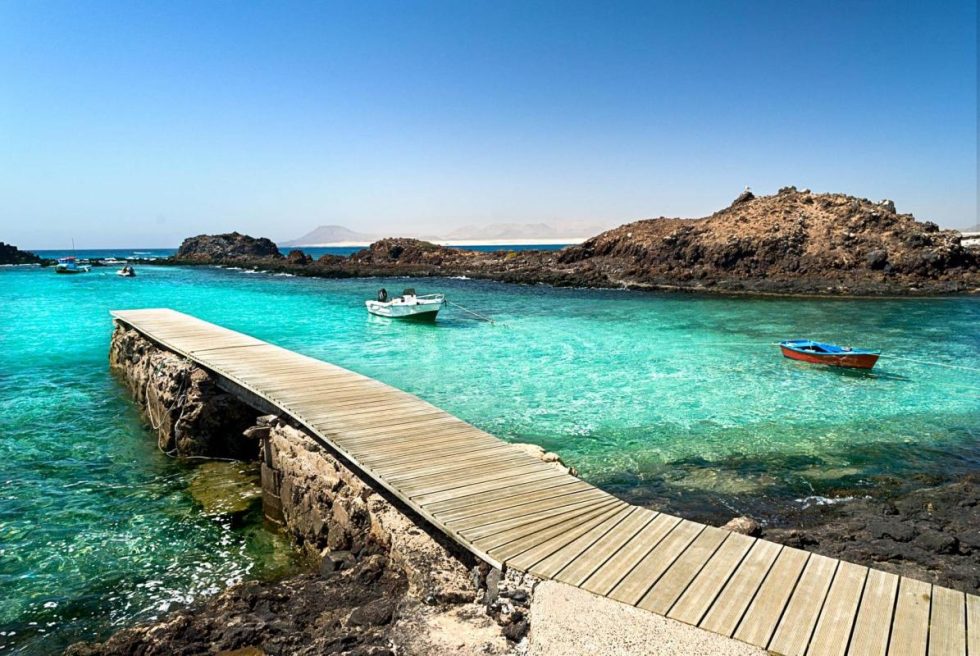 Arrive at El Puertito Dock