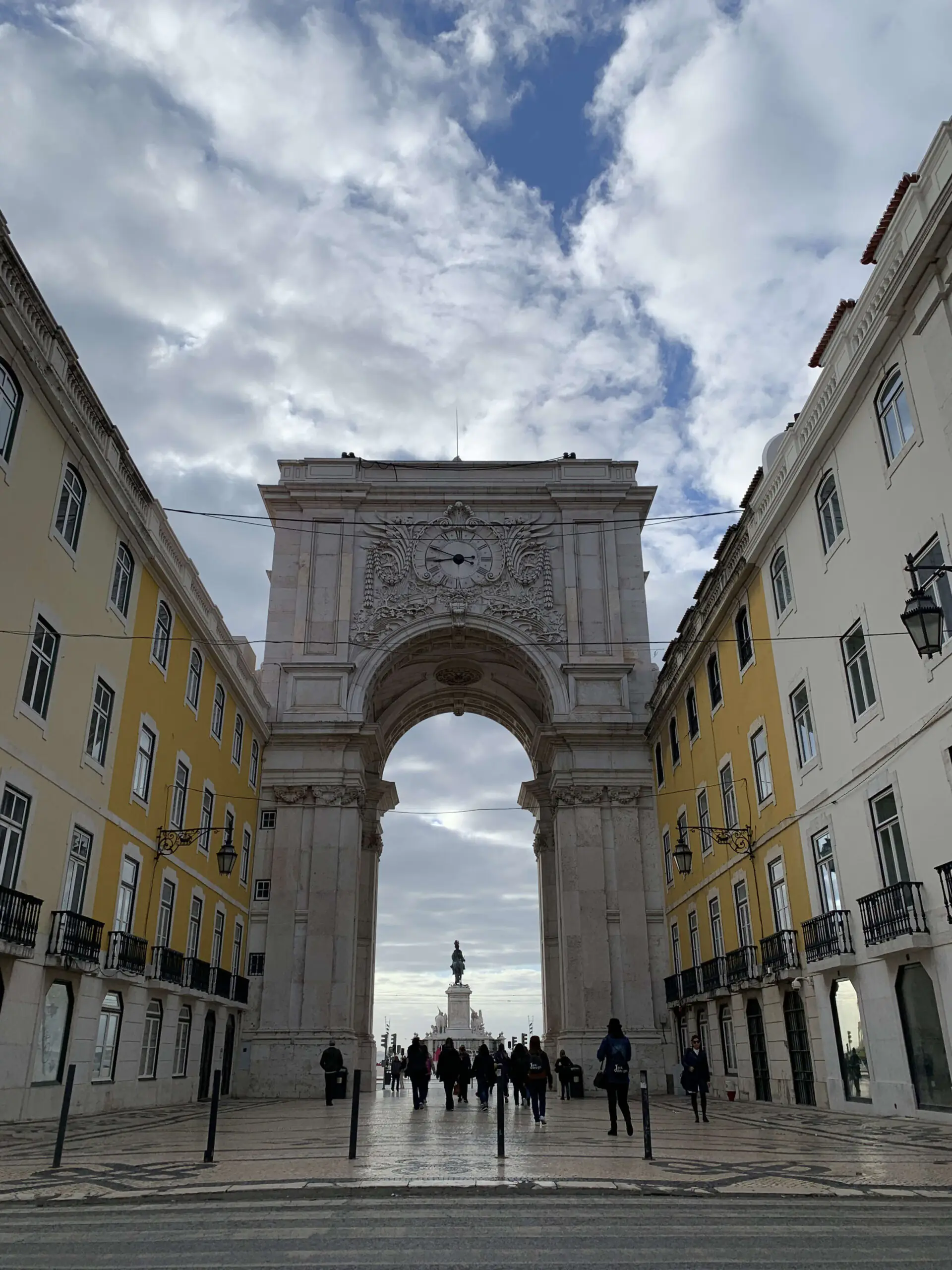 Praça do Comércio arcades