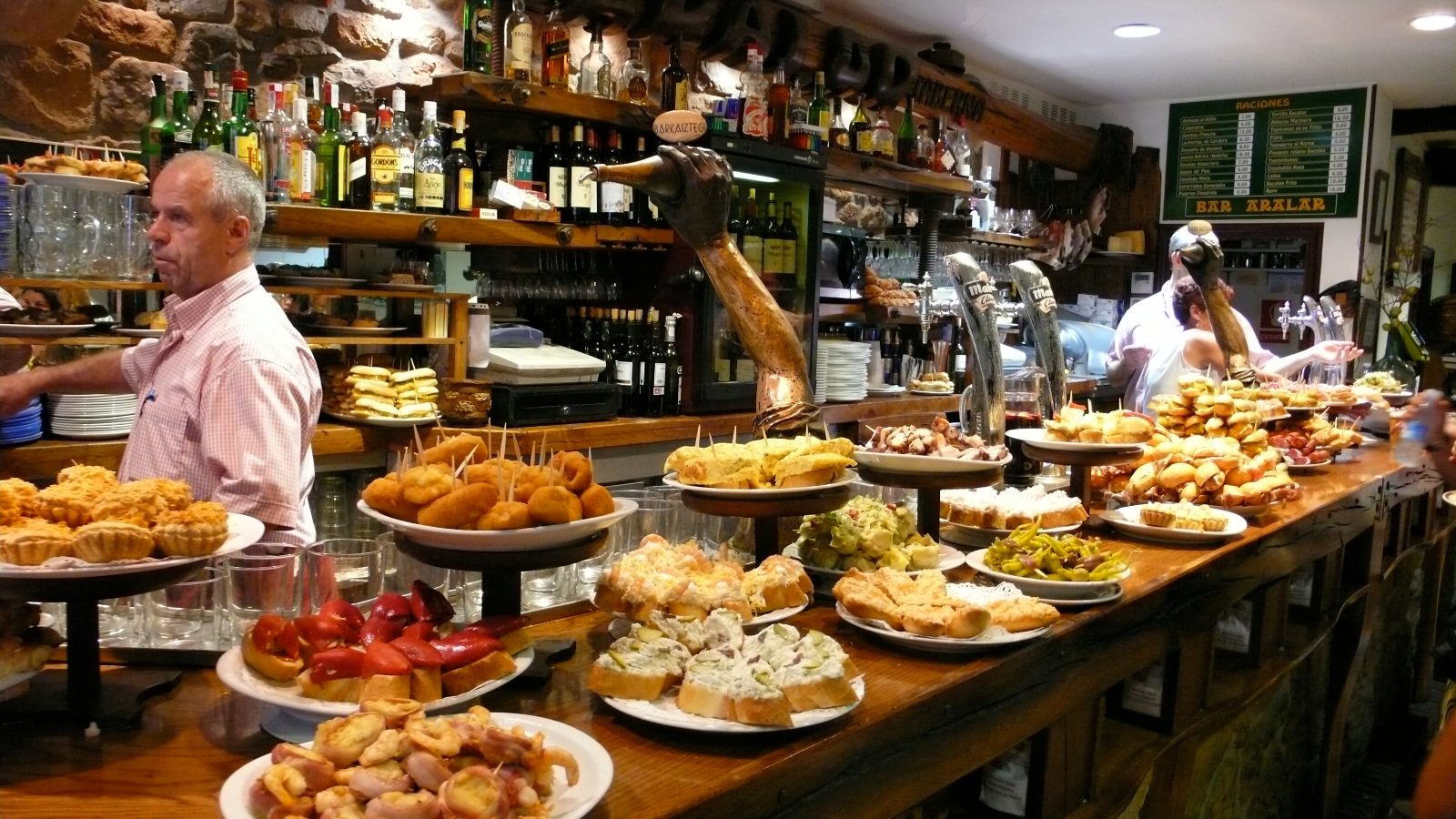 Best Tapas and Wine Tour Barcelona