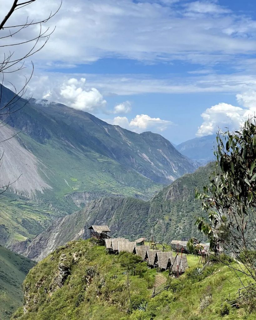 Capuliyoc Viewpoint and Descent