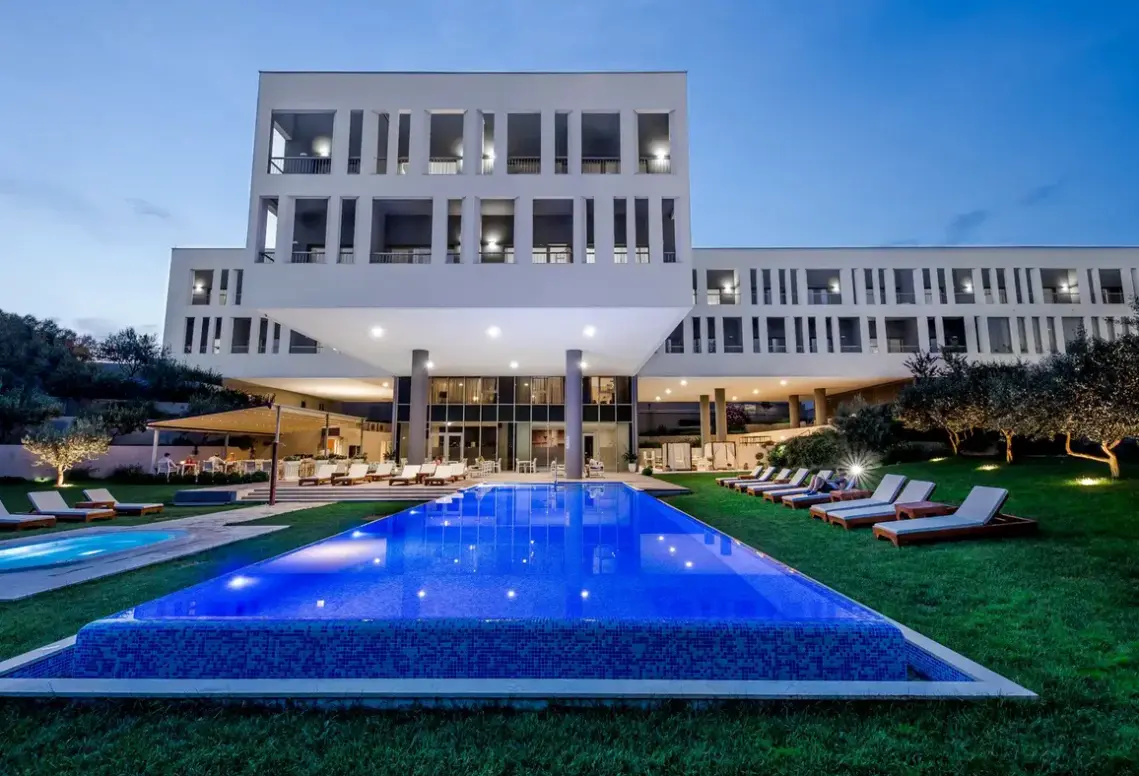 Klis Apartments