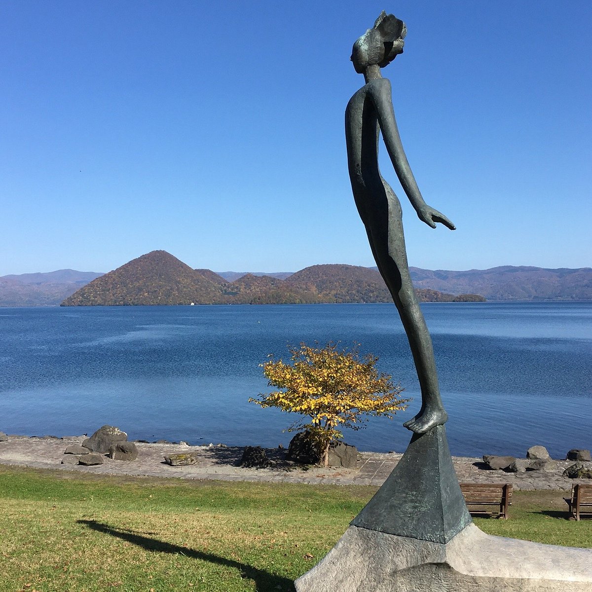 Toyako Gurutto Sculpture Park