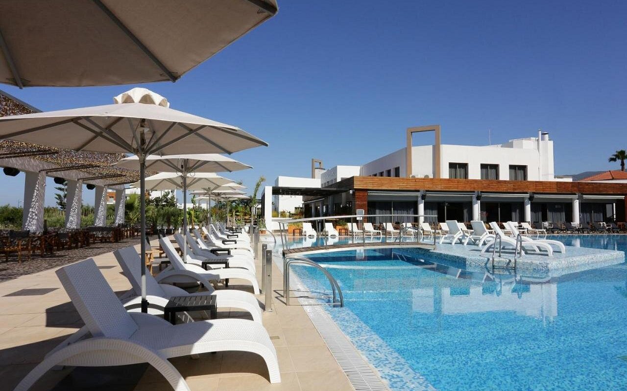 Elite City Resort