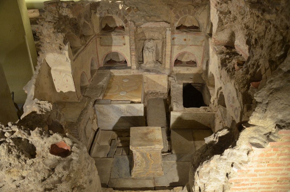 The Ancient Street of Mausolea (Via Tecta)