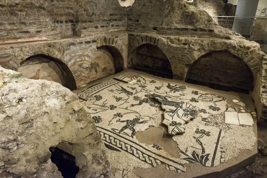 Vatican Necropolis Tours & Tickets