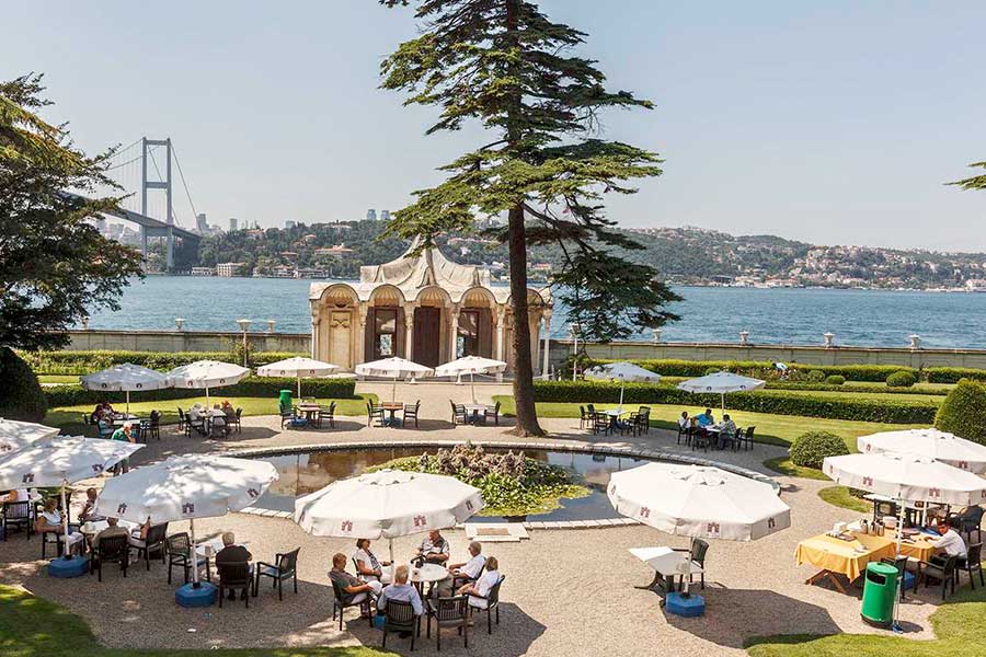 Terraced Gardens & Garden Café