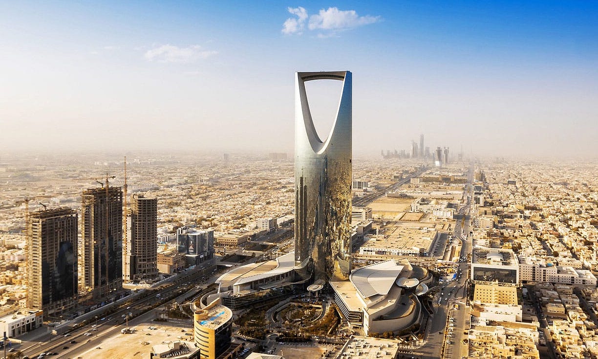 Discover Kingdom Tower Riyadh from Above