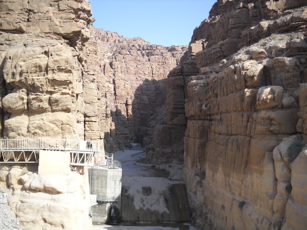 Mujib Dam Cantilevered Walkway