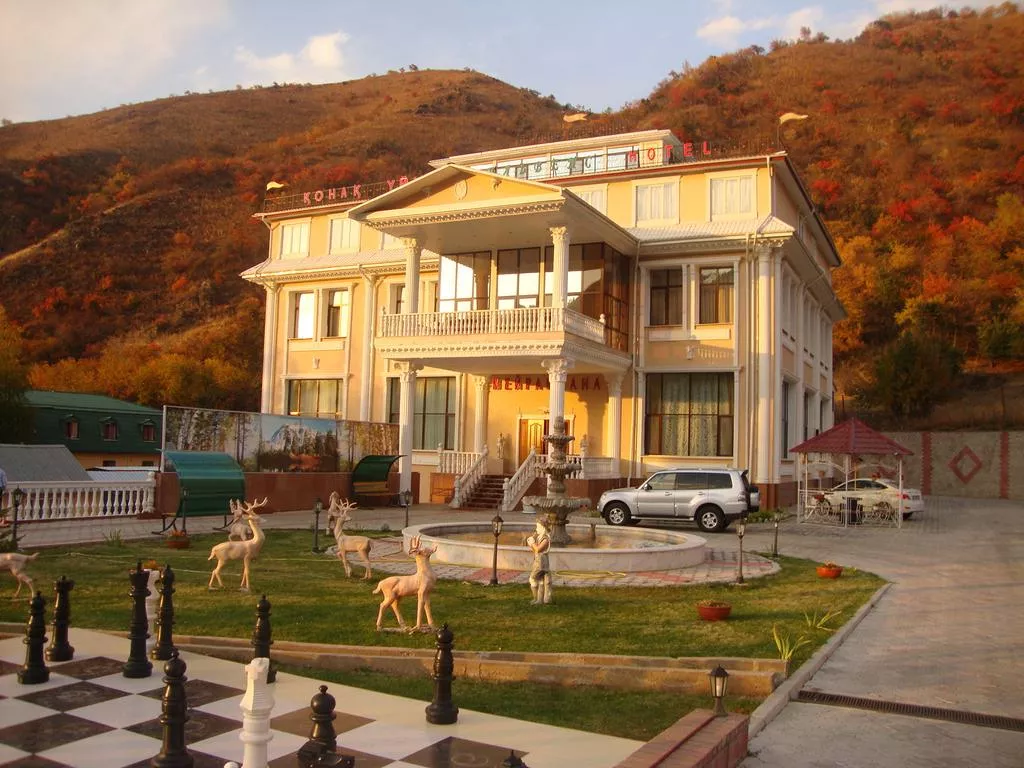 Edelweiss Hotel