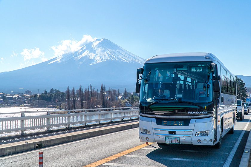 Kawaguchiko to Takayama Bus
