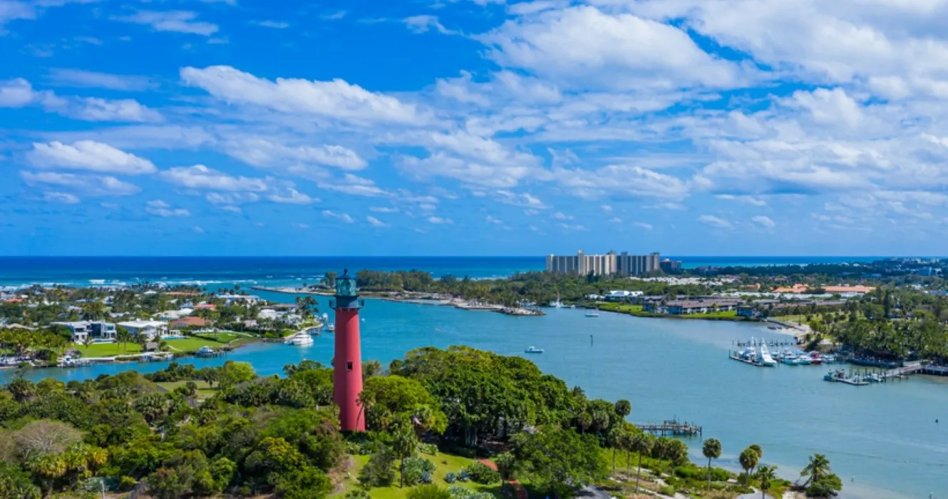 Explore the Intracoastal on Jupiter Boat Tours