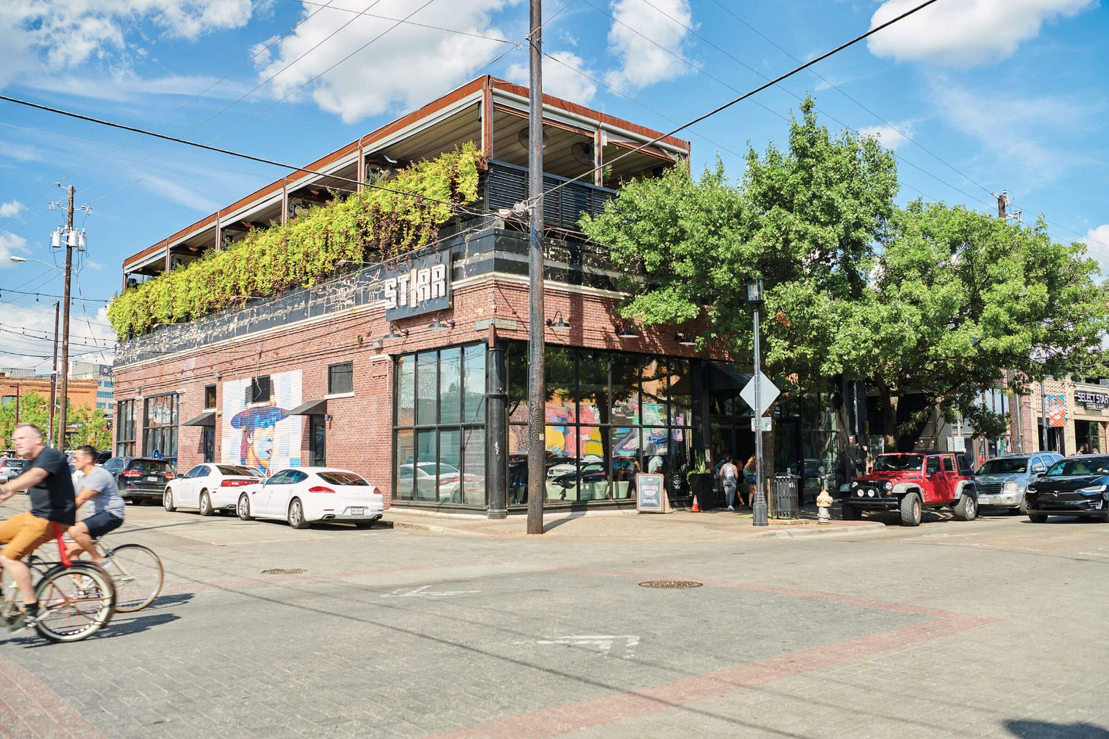Deep Ellum Food Tour Experience