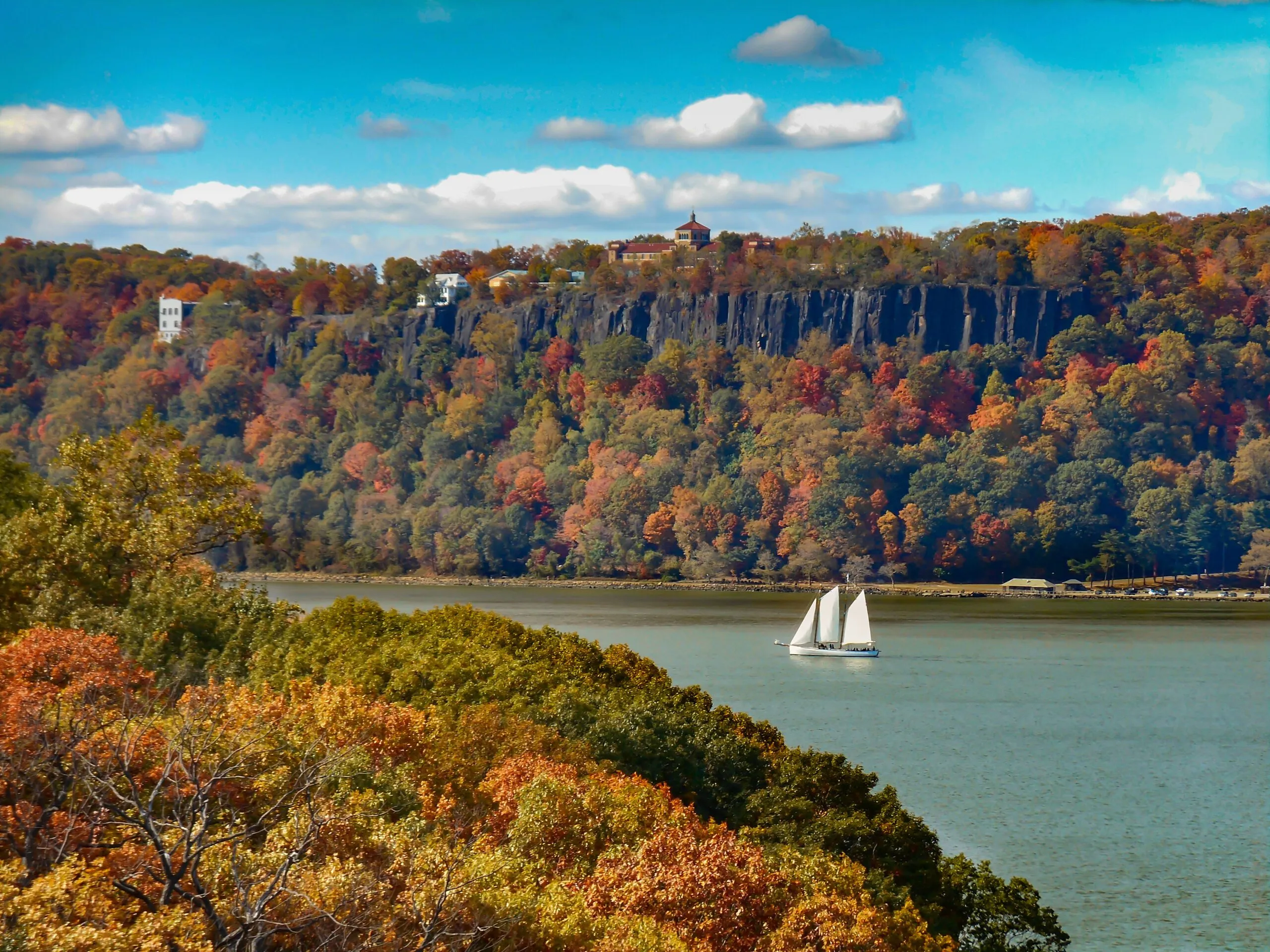 NYC Fall Foliage Cruise Overview