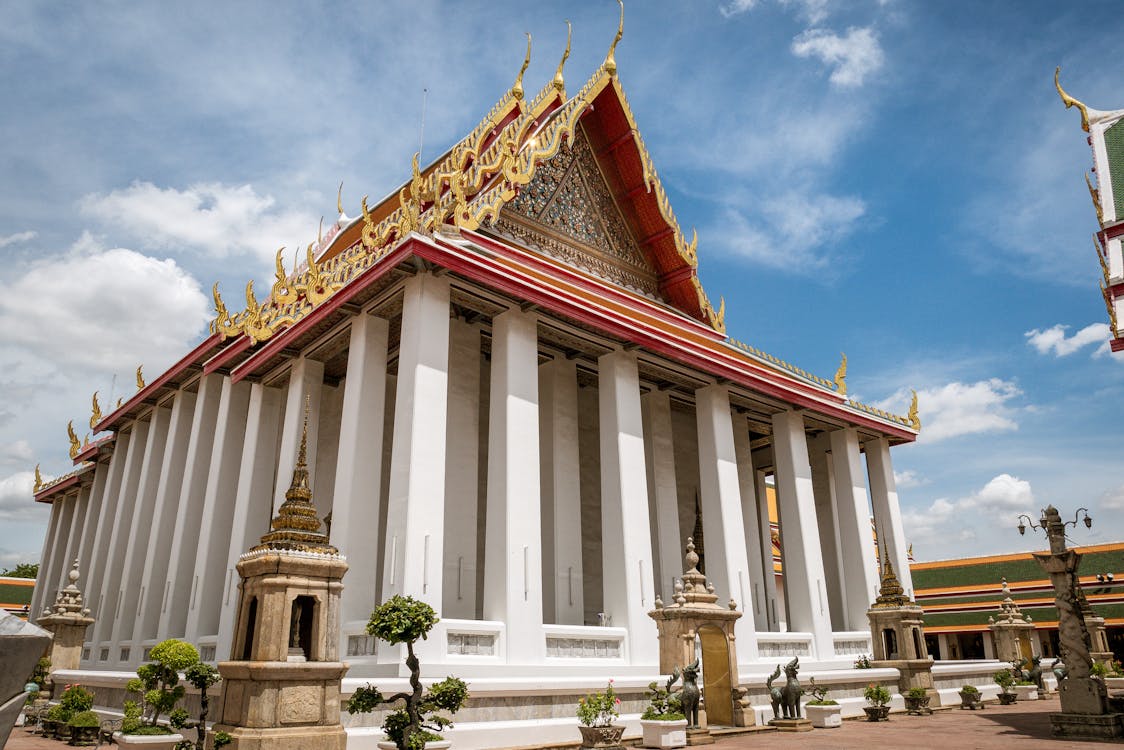 Ordination Hall (Ubosot) & Chedis