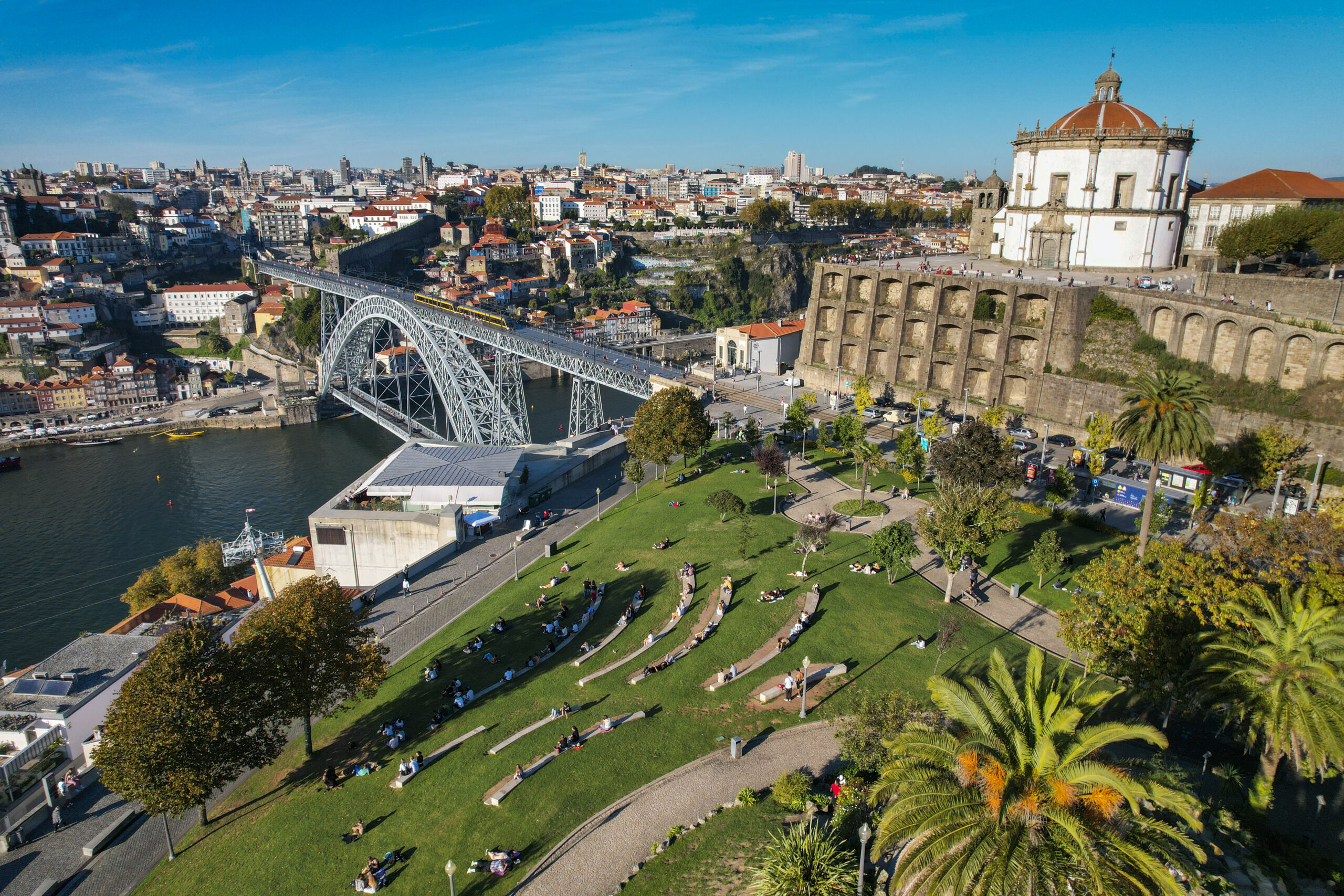 Jardim do Morro Viewpoint
