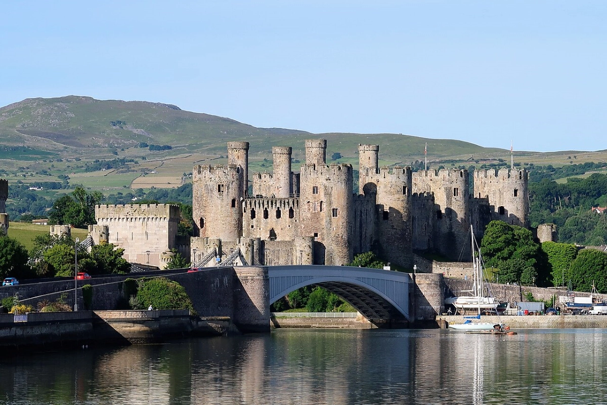 Explore Conwy Castle and Its Towers