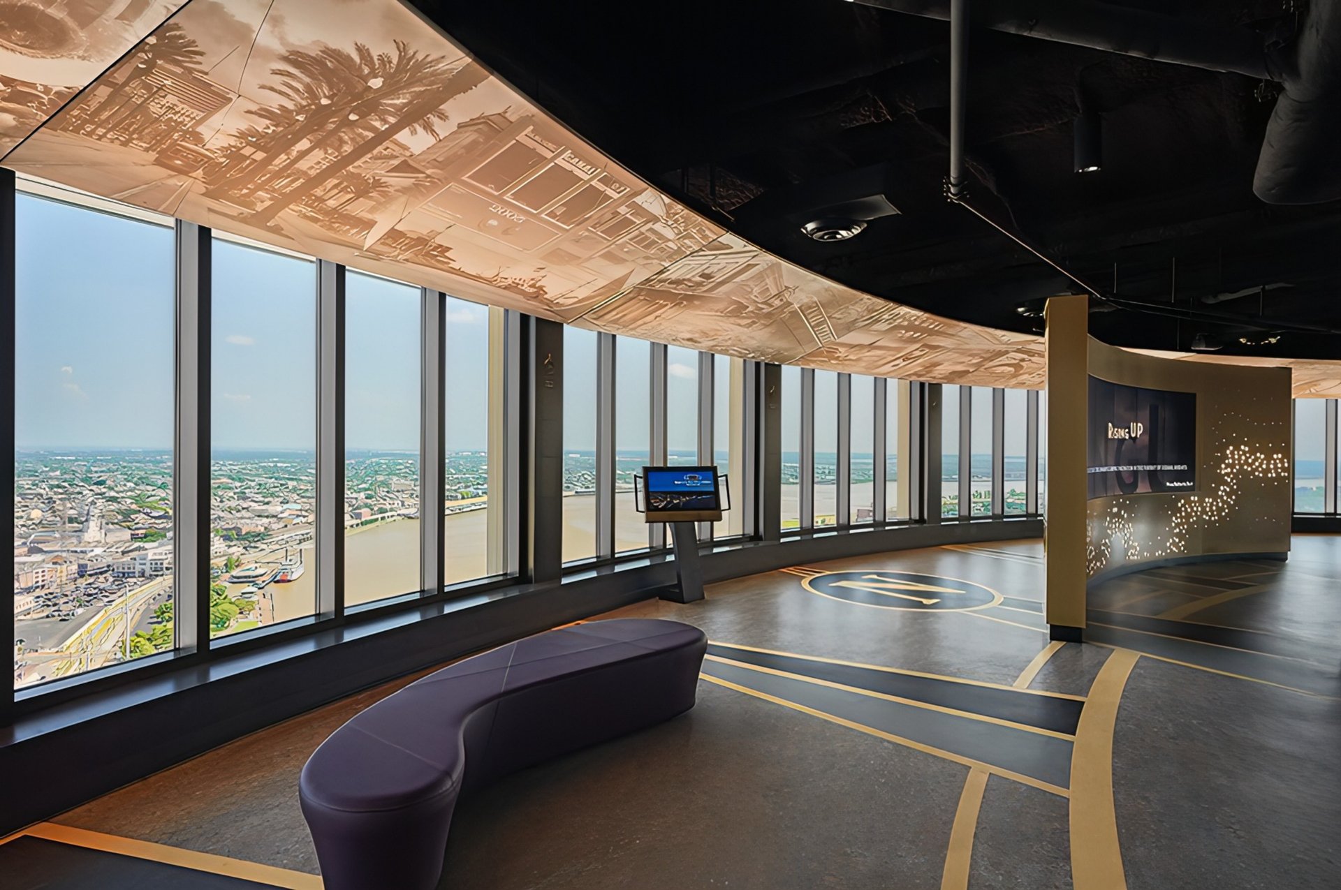 33rd Floor Indoor Observatory & Vue Finders