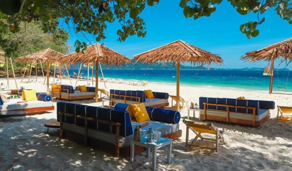 Beachfront Seating Zone