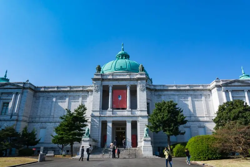 Hyokeikan Halle im westlichen Stil