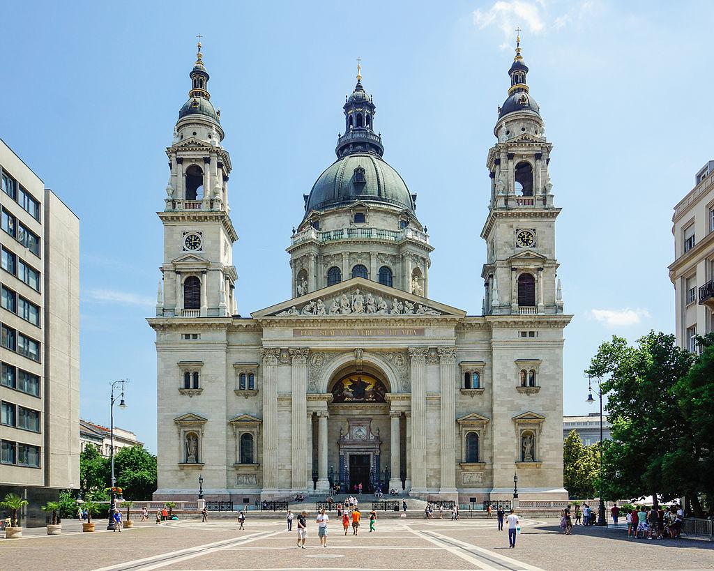 Szent István tér Square