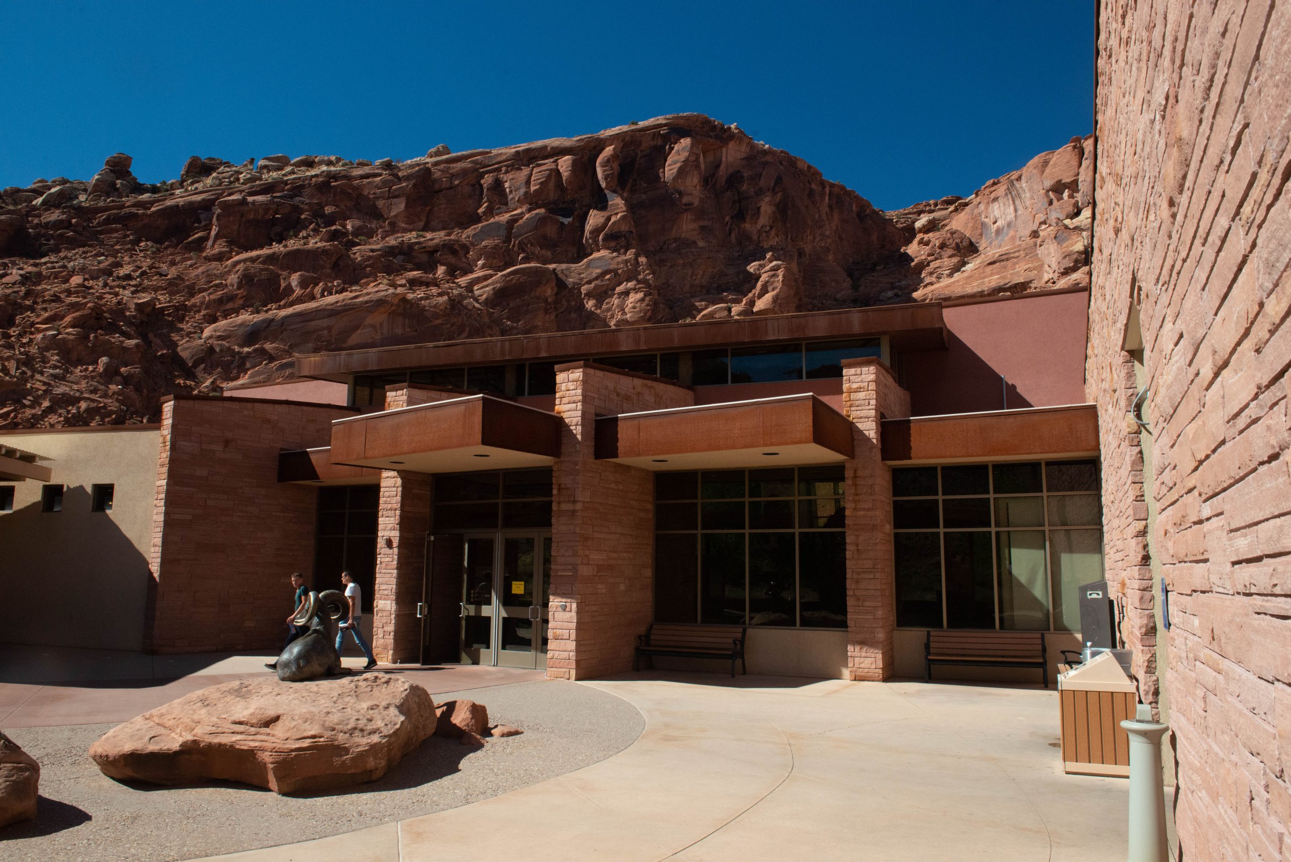 Park Entrance & Visitor Center