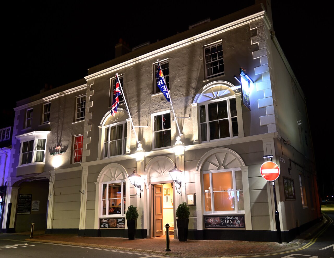 Fountain Hotel