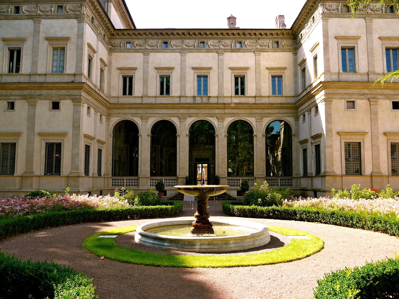 Villa Farnesina Tours & Tickets