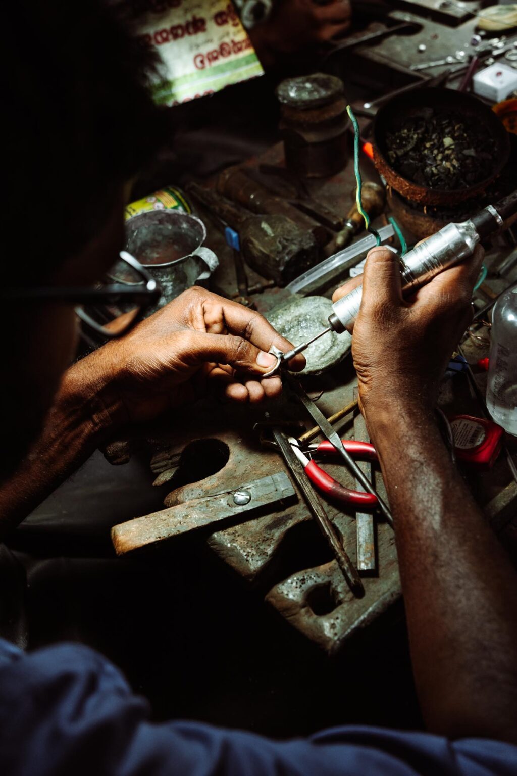 Preço dos cursos de fabricação de joias no Sri Lanka