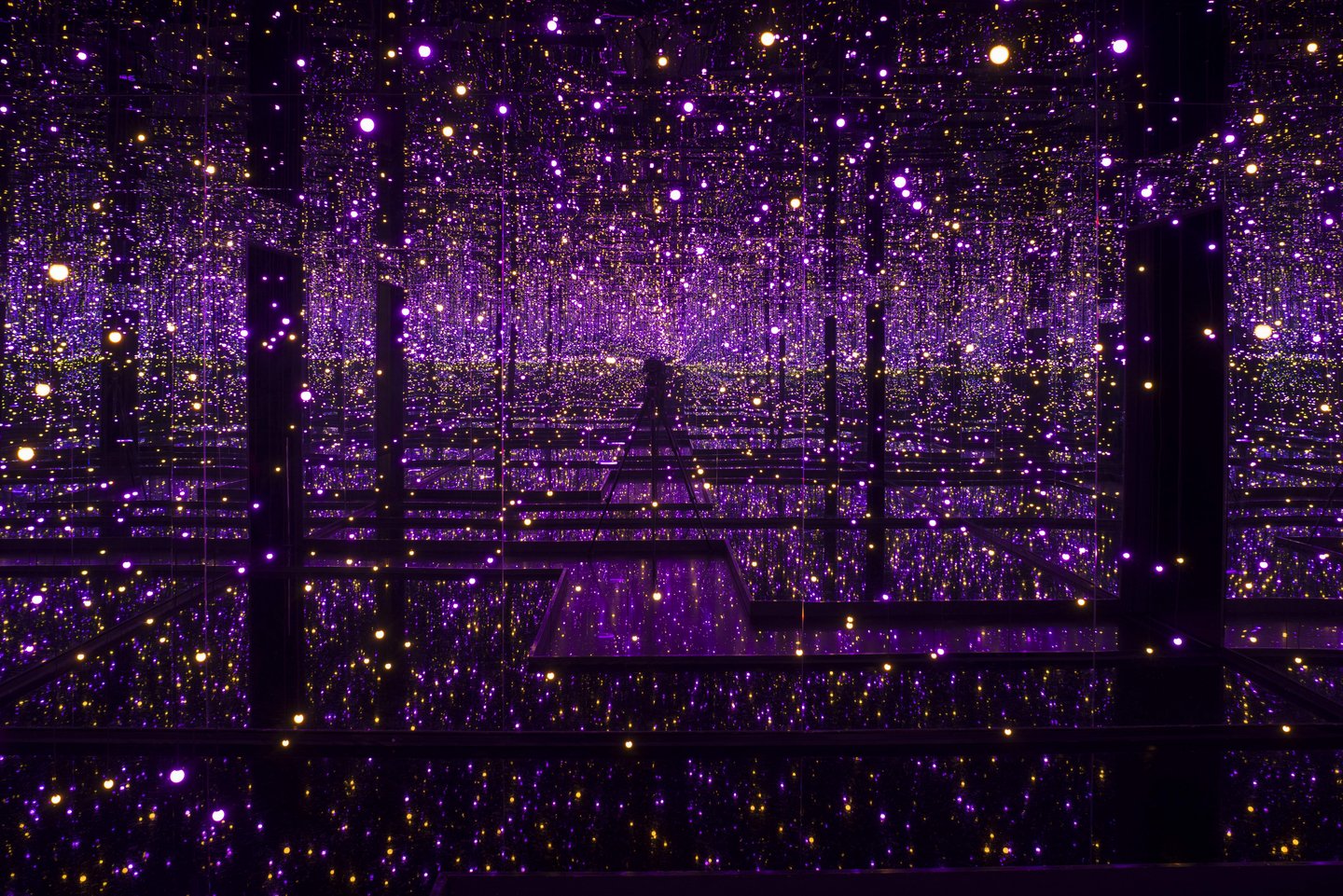 Yayoi Kusama Infinity Mirror Room