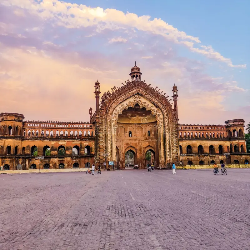 Rumi Darwaza gateway