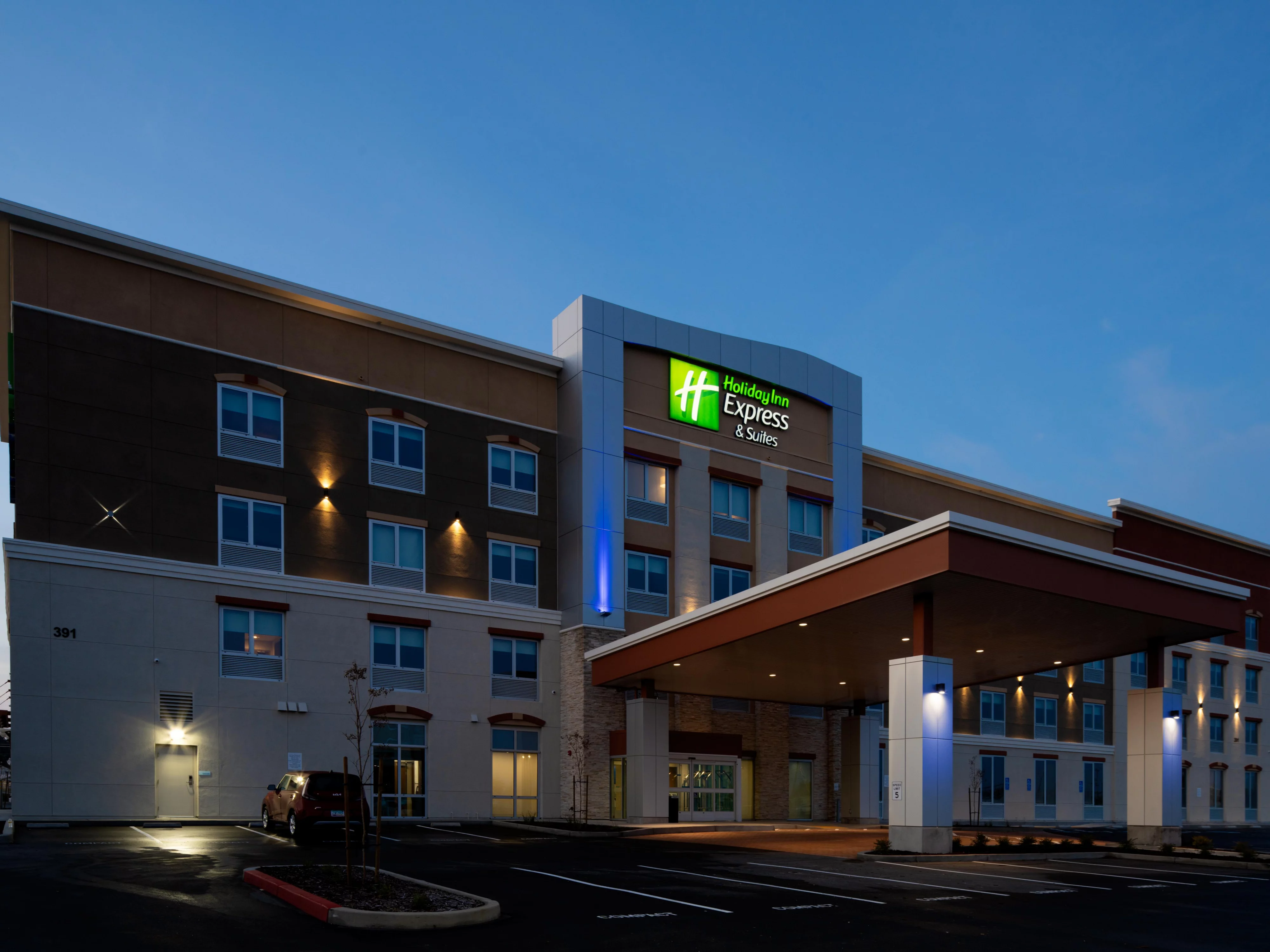 Holiday Inn Express & Suites Hollister