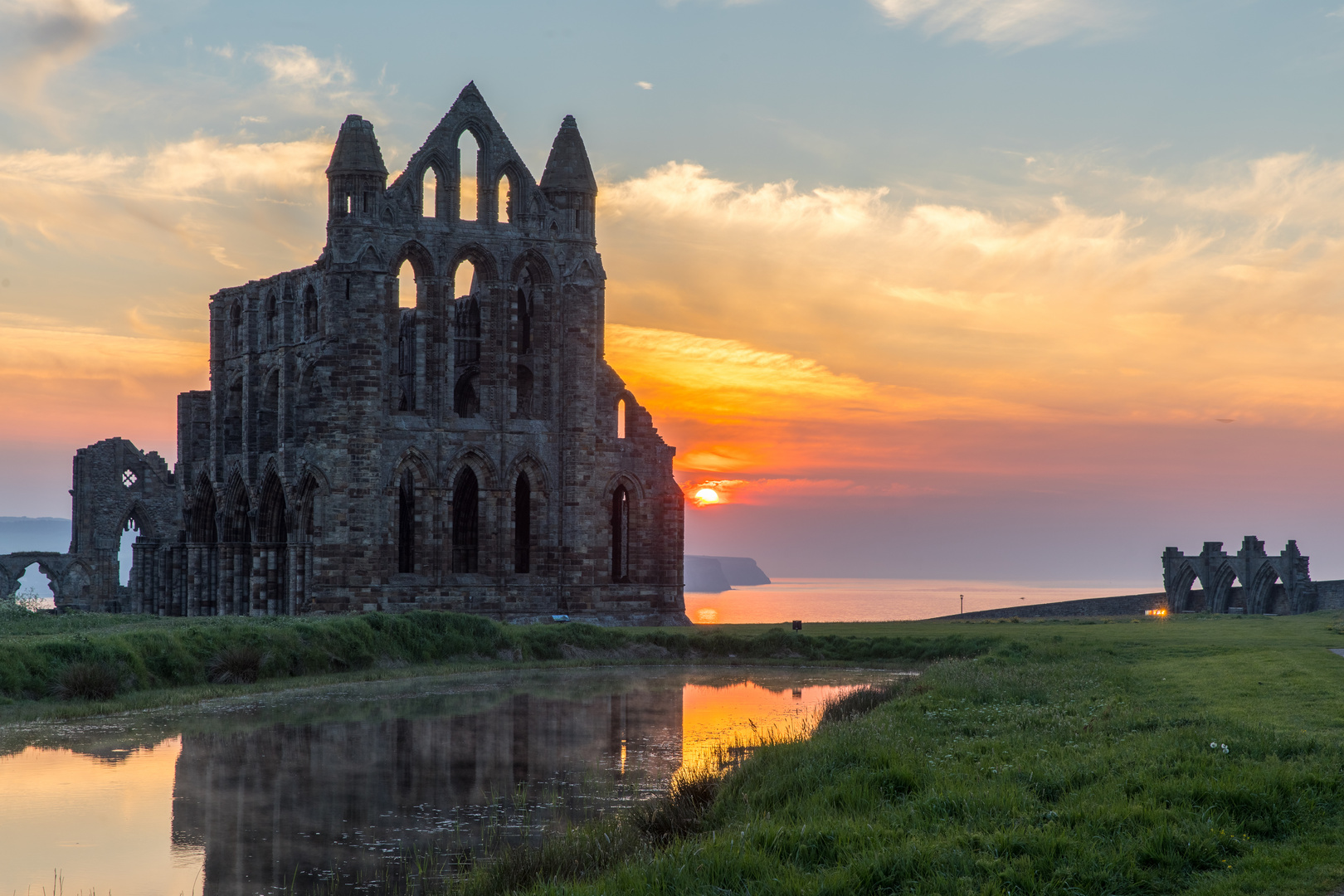 Whitby Abbey Touren & Tickets