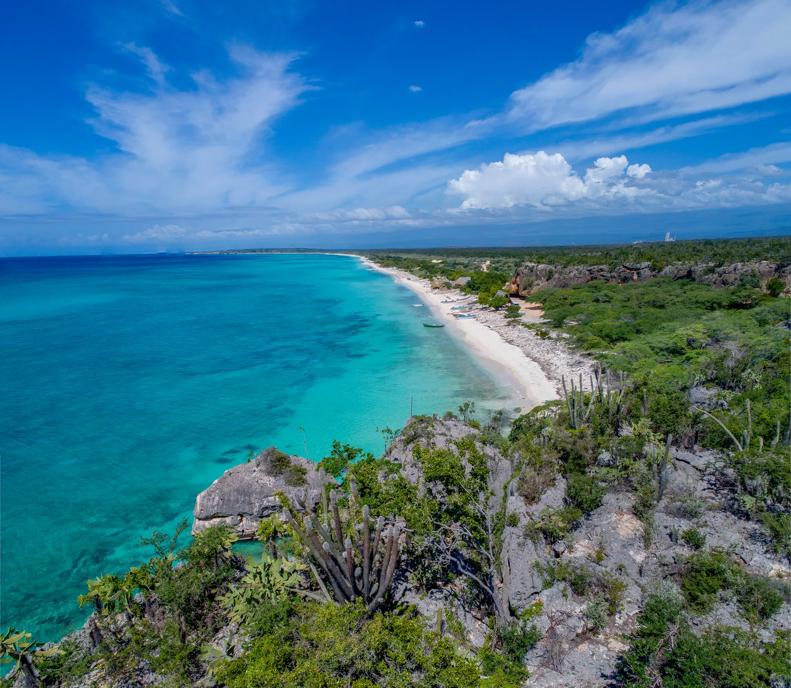 How to Get to Bahia De Las Aguilas From Santo Domingo