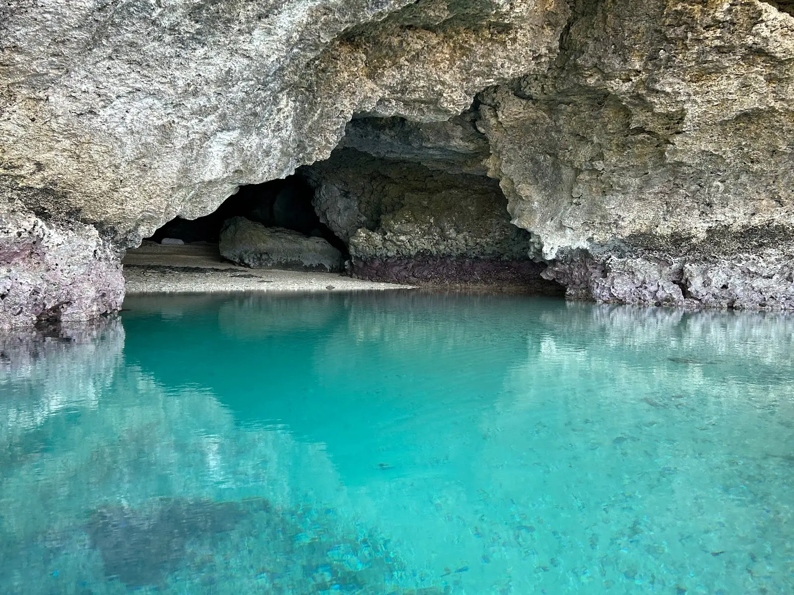 Blue Cave Ishigaki Tide
