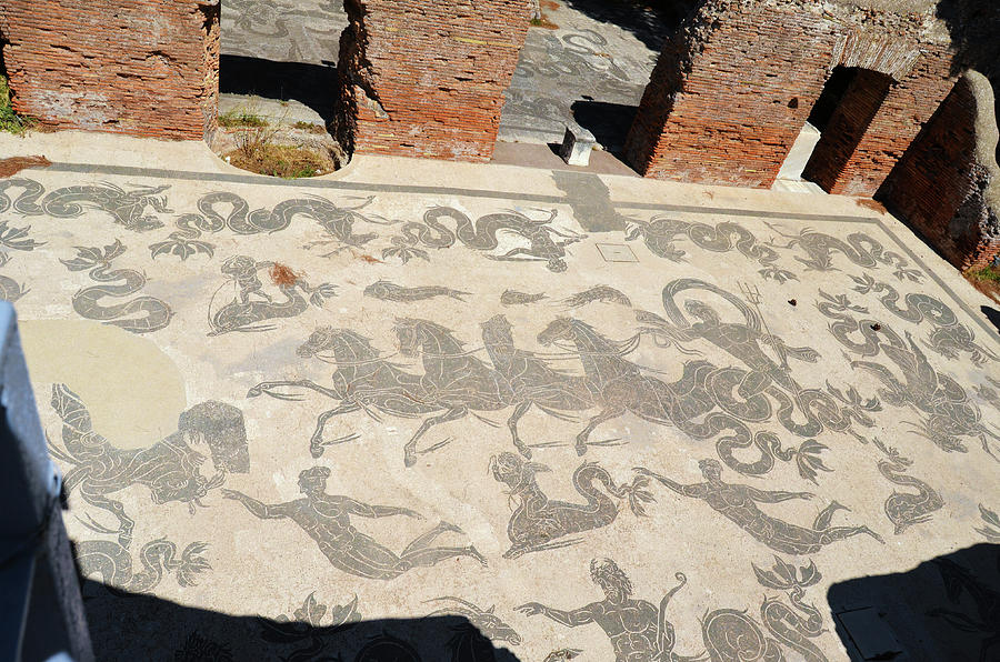 Decumanus Maximus & Baths of Neptune
