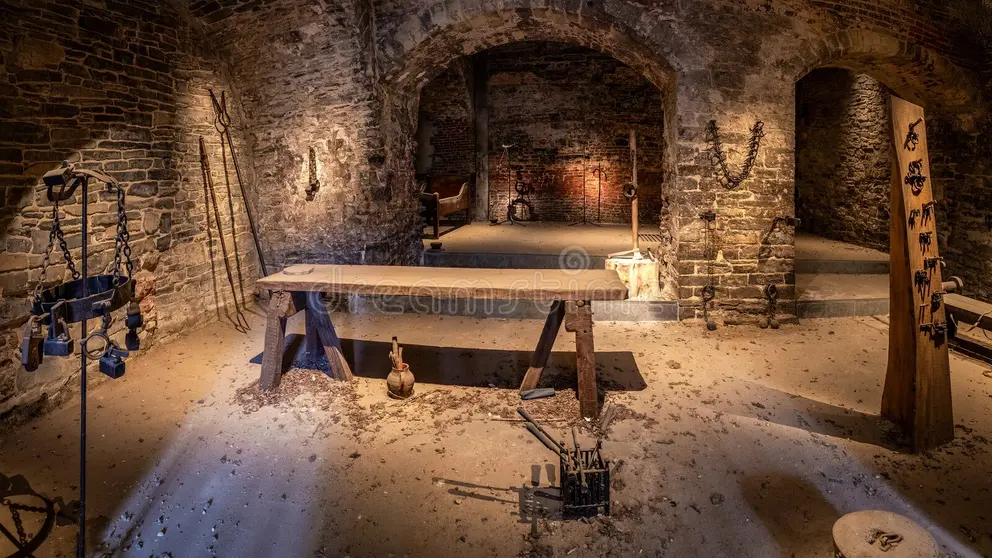Torture Museum and Armoury