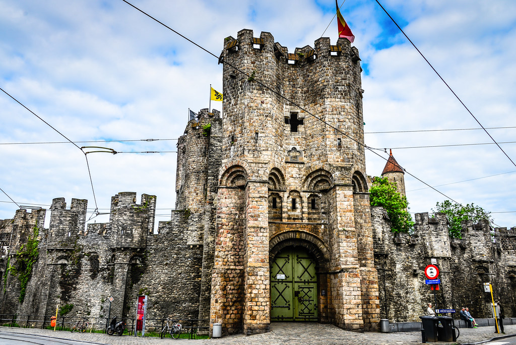 Arrival and Gatehouse