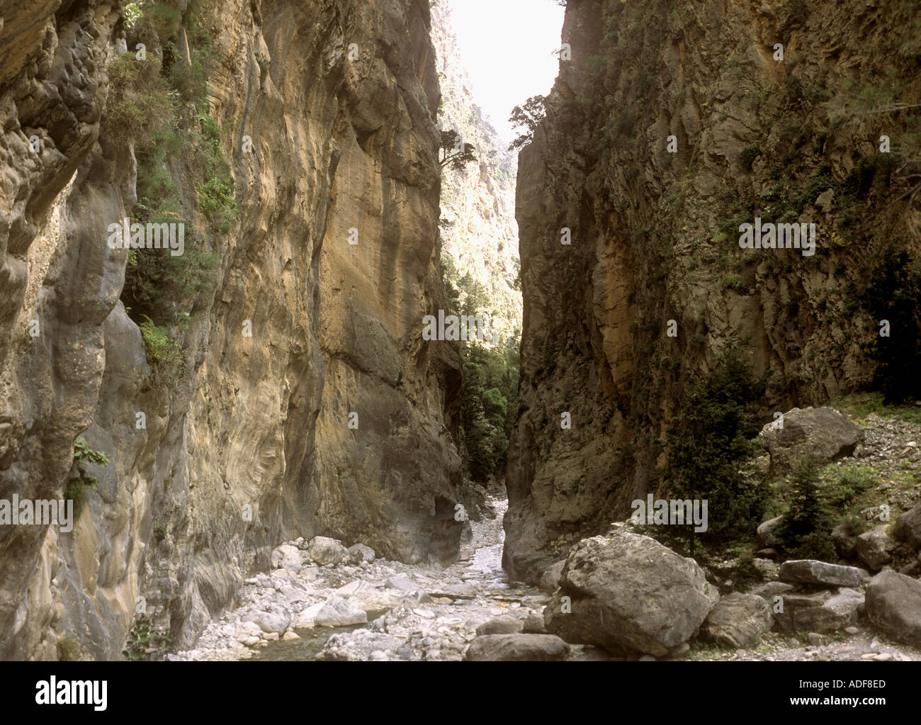 Iron Gates (Sideroportes)