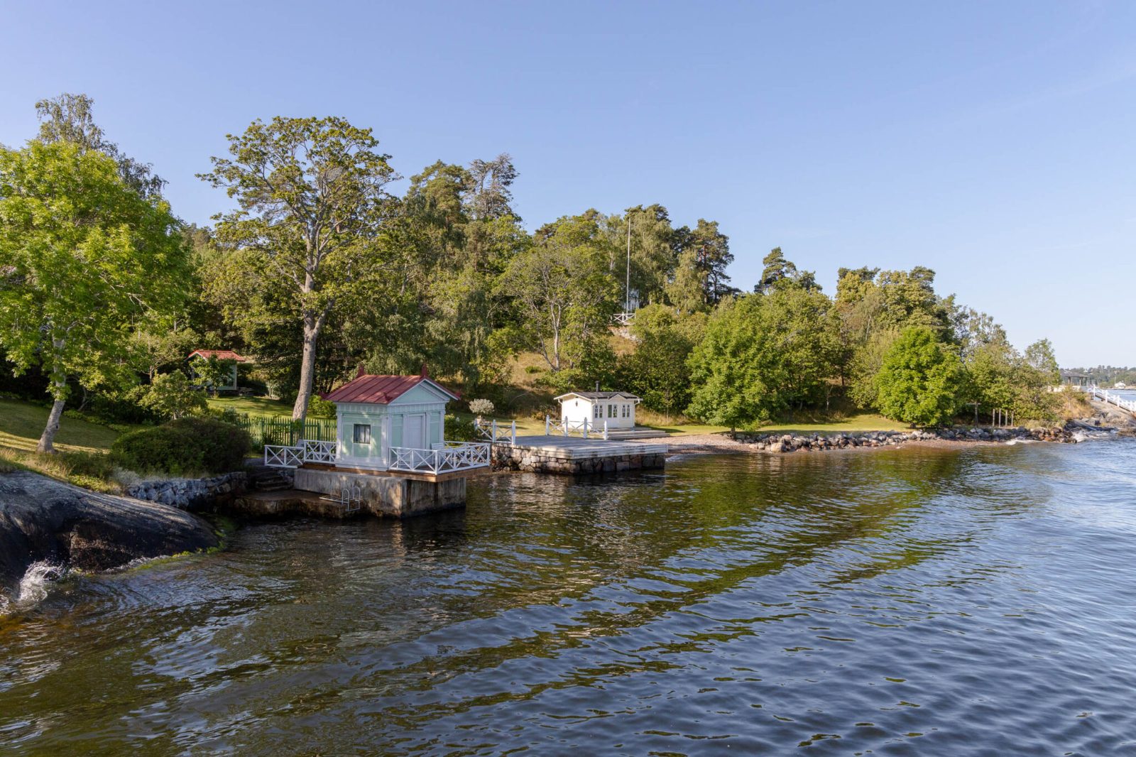 Grinda island pier
